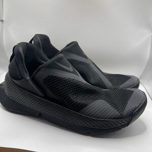 Nike Go FlyEase Shoes Triple Black DR5540-006 Women's Size 8 Men's Size 6.5 New